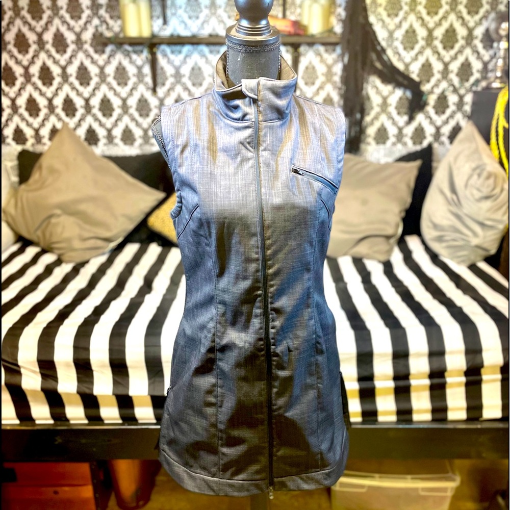 BetaBrand Winter Travel Vest